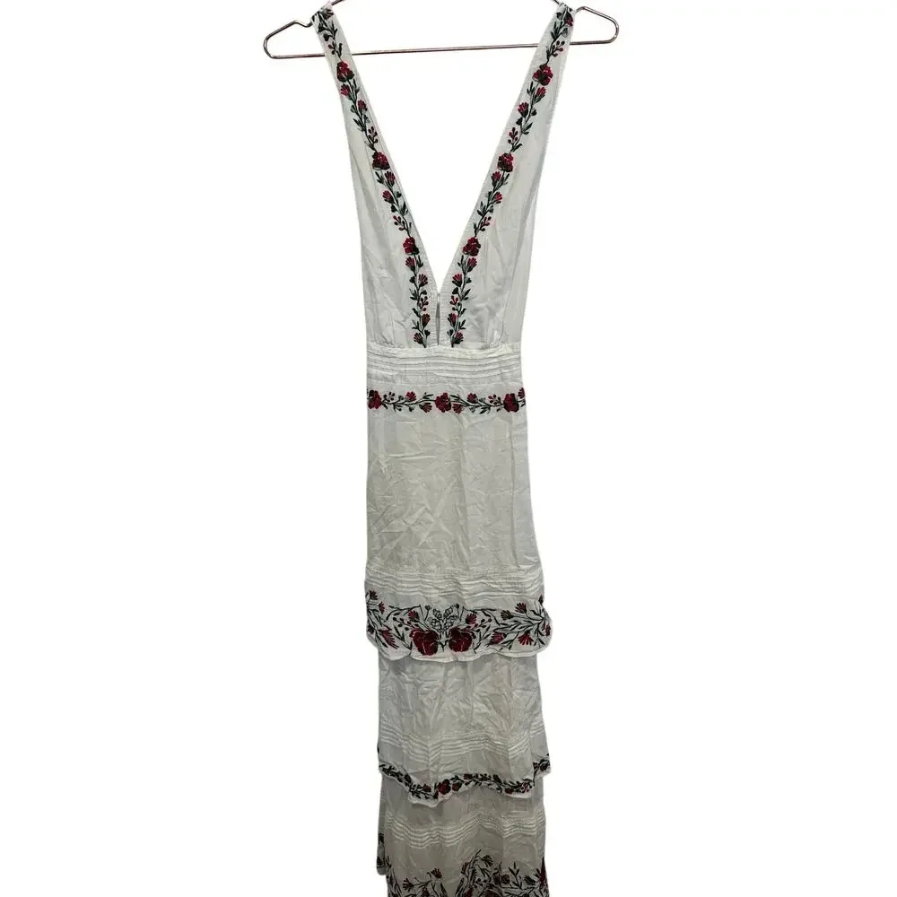 SAYLOR White Red Floral Embroidered Criss-Cross Back Tie Flowy Dress sz Medium - Picture 3 of 10